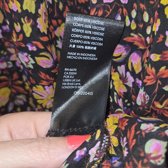 Womens Anthropologie Multicolor Floral Blouse W/ Bell Sleeve, Sheer, Sz SM - Picture 8 of 11